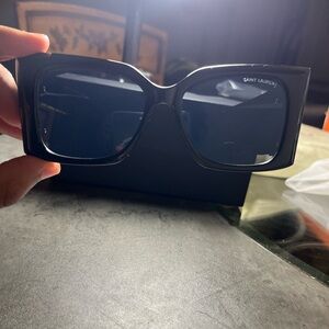 SIANT LAURENT (YSL) CAT EYE SUNGLASSES